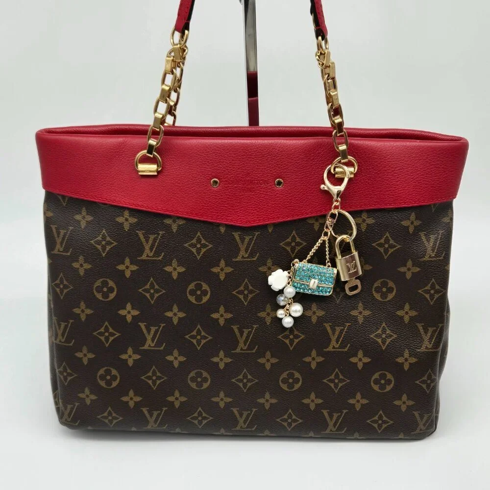 Authentic Louis Vuitton Padlock & Key Gold ✨Unbranded Bag Charm Keychain